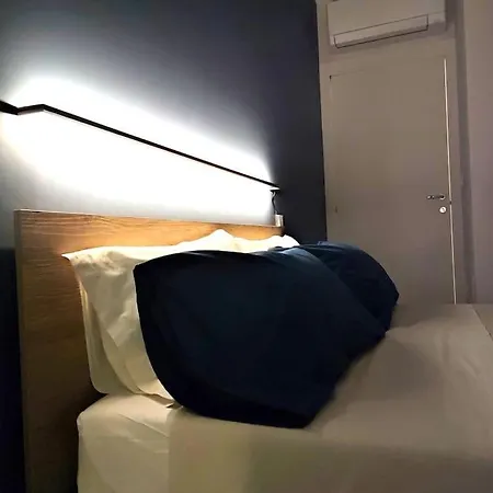 Dream Piano Terra Ampia Corte E Posto Auto Lejlighed