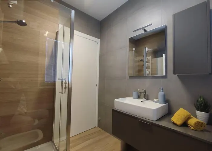 Dream Piano Terra Ampia Corte E Posto Auto * 圣贝内代托-德尔特龙托