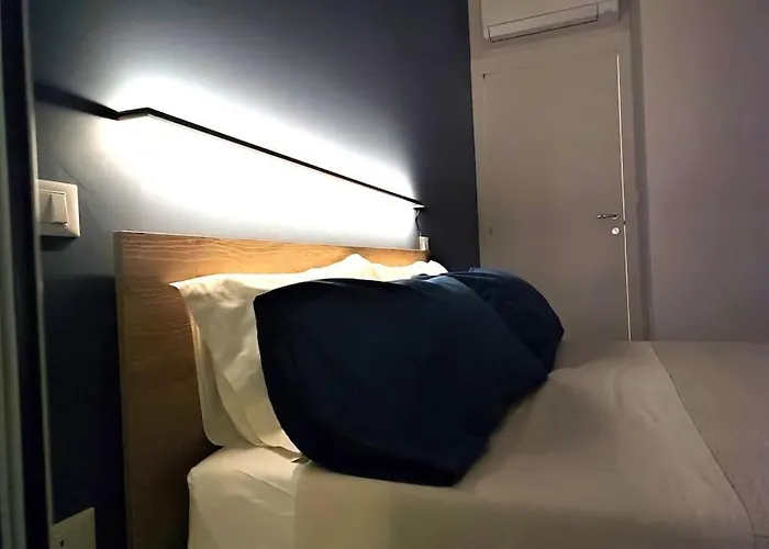 Dream Piano Terra Ampia Corte E Posto Auto 公寓