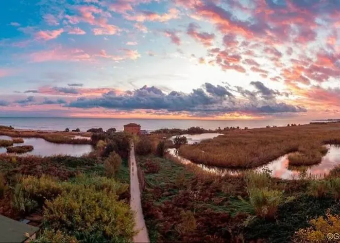 Dream Piano Terra Ampia Corte E Posto Auto 圣贝内代托-德尔特龙托