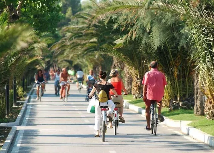 Dream Piano Terra Ampia Corte E Posto Auto 公寓