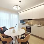 Apartamento Dream Piano Terra Ampia Corte E Posto Auto *
