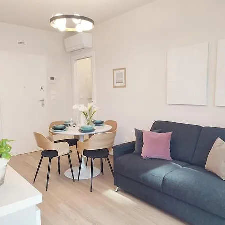 Apartamento Dream Piano Terra Ampia Corte E Posto Auto *