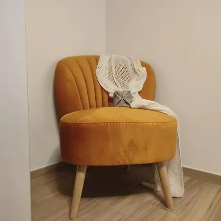 Dream Piano Terra Ampia Corte E Posto Auto