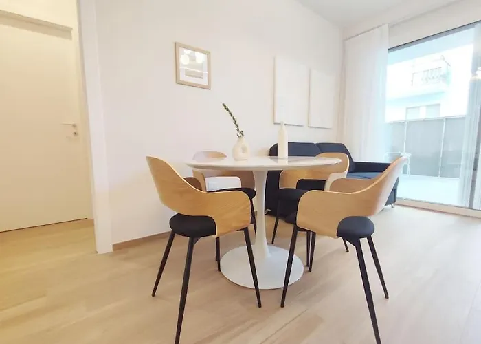 Dream Piano Terra Ampia Corte E Posto Auto